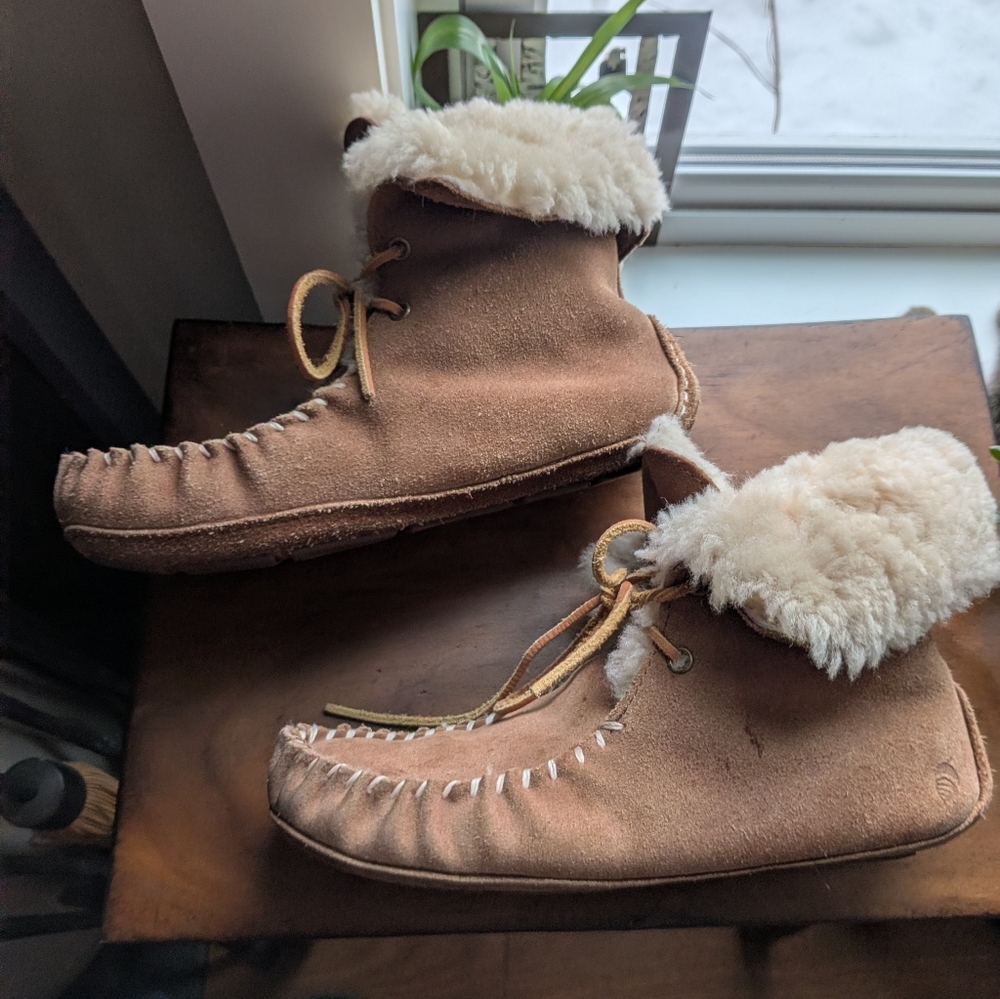 Acorn Moccasin Slippers - Picture 7 of 9